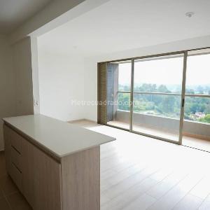 Apartamento en arriendo en San Antonio, Rionegro · foto 3 de 16