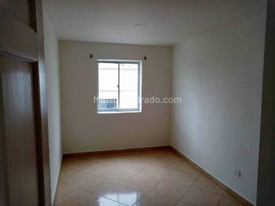 Apartamento de 4 alcobas en venta en Centro, Rionegro, 95 m² · foto 13 de 15