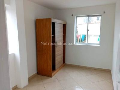 Apartamento de 4 alcobas en venta en Centro, Rionegro, 95 m² · foto 9 de 15