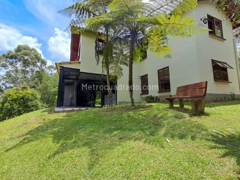 4BR Finca in Vereda Rancherias (300 m²) - 2