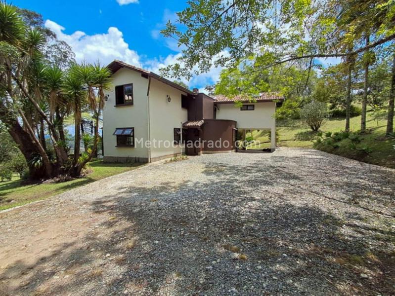 4BR Finca in Vereda Rancherias (300 m²) - 3