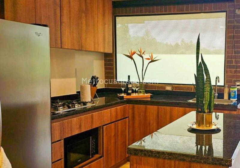 1BR Apartment in Vereda La Fe (45 m²) - 3