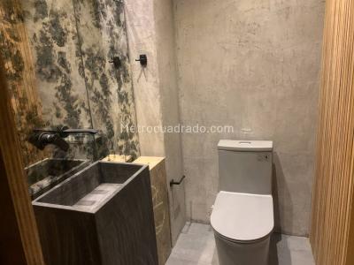 Apartamento de 1 alcoba en venta en El Poblado, Medellín, 62 m² · foto 5 de 10