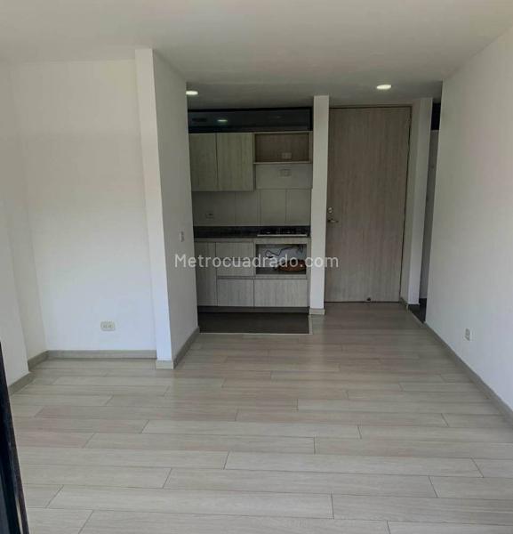 2BR Apartment in El Retiro (56 m²) - 2