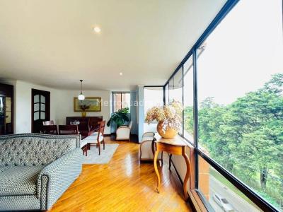 Apartamento de 4 alcobas en venta en Loma Del Campestre, Medellín, 174 m² · foto 11 de 20