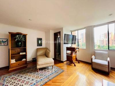 Apartamento de 4 alcobas en venta en Loma Del Campestre, Medellín, 174 m² · foto 15 de 20