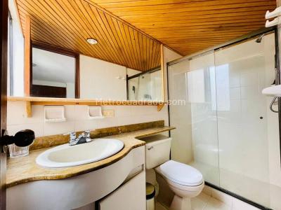 Apartamento de 4 alcobas en venta en Loma Del Campestre, Medellín, 174 m² · foto 16 de 20