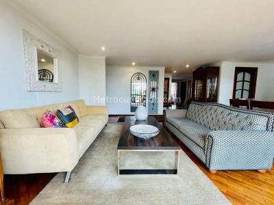 Apartamento de 4 alcobas en venta en Loma Del Campestre, Medellín, 174 m² · foto 9 de 20