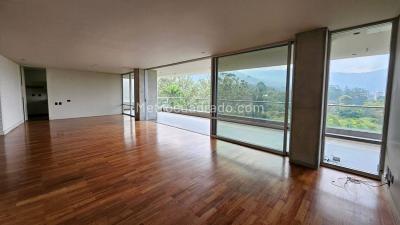 Apartamento de 3 alcobas en venta en El Poblado, Medellín, 270 m² · foto 7 de 18