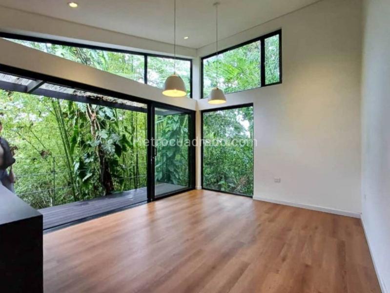 1BR Apartment in Aeropuerto (80 m²)