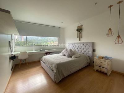 Apartamento de 2 alcobas en venta en El Poblado, Medellín, 160 m² · foto 9 de 16