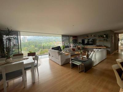 Apartamento de 2 alcobas en venta en El Poblado, Medellín, 160 m² · foto 14 de 16