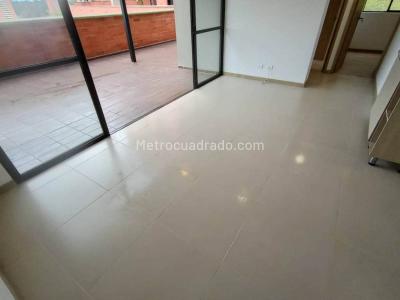 Apartamento de 3 alcobas en venta en Barro Blanco, Rionegro, 76 m² · foto 3 de 13