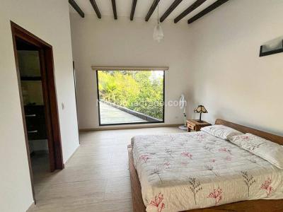 Casa de 4 alcobas en venta en San Antonio, Rionegro, 300 m² · foto 4 de 20