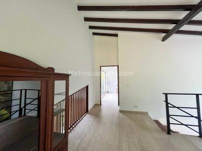 Casa de 4 alcobas en venta en San Antonio, Rionegro, 300 m² · foto 10 de 20