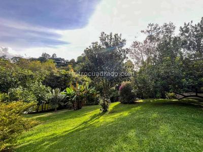 Casa de 4 alcobas en venta en San Antonio, Rionegro, 300 m² · foto 13 de 20