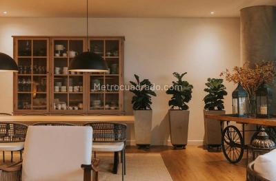Apartamento de 3 alcobas en venta en El Poblado, Medellín, 337 m² · foto 2 de 5