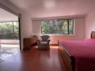Apartamento de 3 alcobas en venta en El Poblado, Medellín, 210 m² · foto 14 de 20