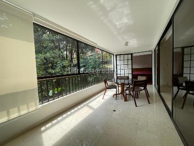 Apartamento de 3 alcobas en venta en El Poblado, Medellín, 210 m² · foto 3 de 20
