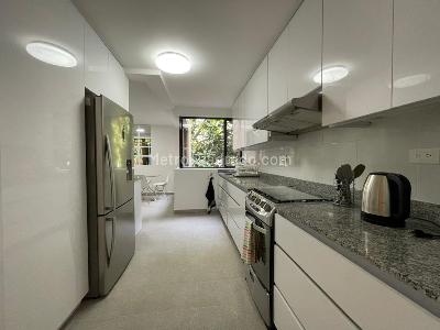 Apartamento de 3 alcobas en venta en El Poblado, Medellín, 210 m² · foto 5 de 20
