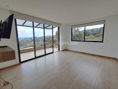 Casa de 5 alcobas en venta en Alcala, Envigado · foto 5 de 20