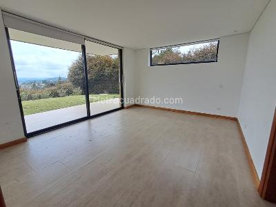 Casa de 5 alcobas en venta en Alcala, Envigado · foto 10 de 20