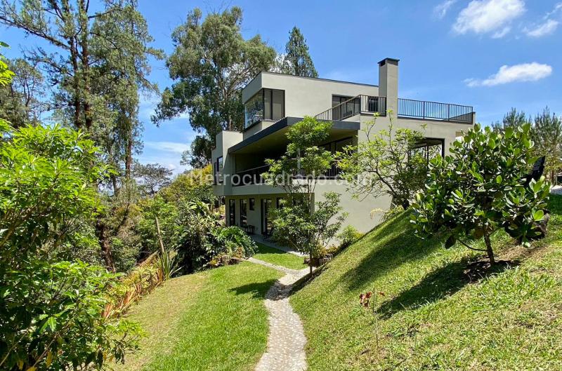 4BR House in Sector Centro (5000 m²) - 3