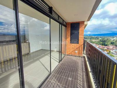 Apartamento de 2 alcobas en venta en El Porvenir, Rionegro, 62 m² · foto 2 de 20