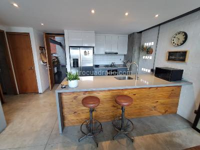 Apartamento en arriendo en El Poblado, Medellín · foto 5 de 13