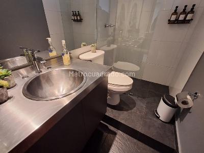 Apartamento en arriendo en El Poblado, Medellín · foto 11 de 13