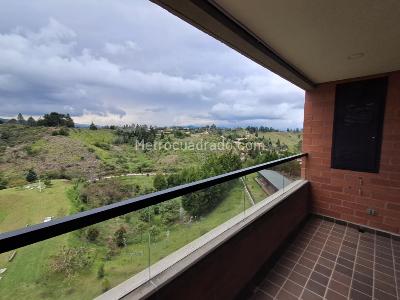 Apartamento de 3 alcobas en venta en Los Colegios, Rionegro, 90 m² · foto 4 de 16