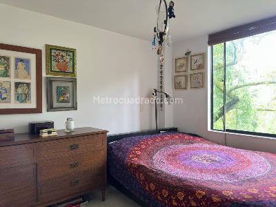 Apartamento de 2 alcobas en venta en El Poblado, Medellín, 96 m² · foto 9 de 20