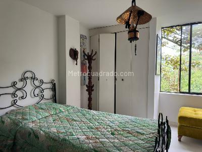 Apartamento de 2 alcobas en venta en El Poblado, Medellín, 96 m² · foto 12 de 20
