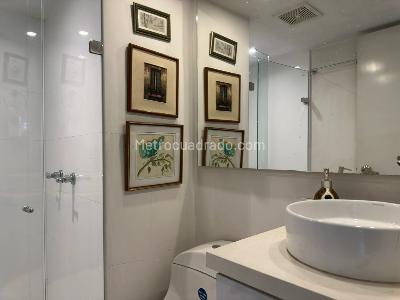 Apartamento de 2 alcobas en venta en El Poblado, Medellín, 96 m² · foto 13 de 20