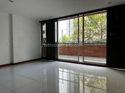 Apartamento de 3 alcobas en venta en Loma Del Chocho, Envigado, 112 m² · foto 2 de 20