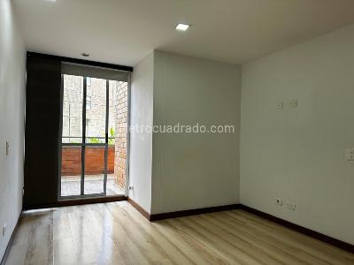 Apartamento de 3 alcobas en venta en Loma Del Chocho, Envigado, 112 m² · foto 9 de 20