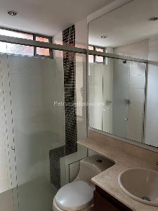 Apartamento de 3 alcobas en venta en Loma Del Chocho, Envigado, 112 m² · foto 10 de 20