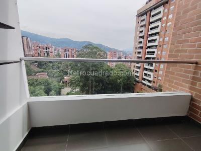Apartamento de 2 alcobas en arriendo en El Esmeraldal, Envigado, 90 m² · foto 2 de 8