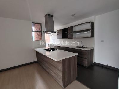 Apartamento de 2 alcobas en arriendo en El Esmeraldal, Envigado, 90 m² · foto 3 de 8
