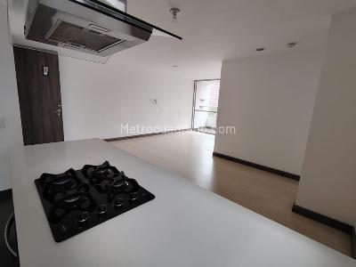 Apartamento de 2 alcobas en arriendo en El Esmeraldal, Envigado, 90 m² · foto 4 de 8