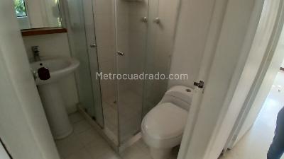 Apartamento de 2 alcobas en venta en Belen Loma De Los Bernal, Medellín, 62 m² · foto 11 de 13