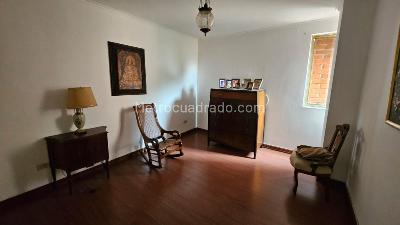 Apartamento en venta en El Poblado, Medellín · foto 5 de 12