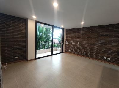 Apartamento de 1 alcoba en arriendo en Altos Del Poblado, Medellín, 67 m² · foto 2 de 18
