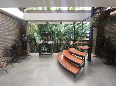 Apartamento de 1 alcoba en arriendo en Altos Del Poblado, Medellín, 67 m² · foto 4 de 18