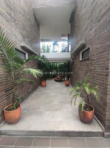 Apartamento de 1 alcoba en arriendo en Altos Del Poblado, Medellín, 67 m² · foto 17 de 18