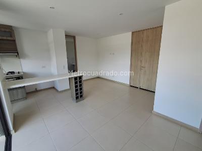 Apartamento de 2 alcobas en venta en Barro Blanco, Rionegro, 66 m² · foto 2 de 18
