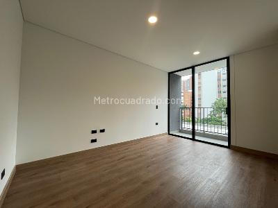 Apartamento de 1 alcoba en arriendo en Castropol, Medellín, 55 m² · foto 4 de 10