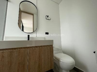 Apartamento de 1 alcoba en arriendo en Castropol, Medellín, 55 m² · foto 5 de 10