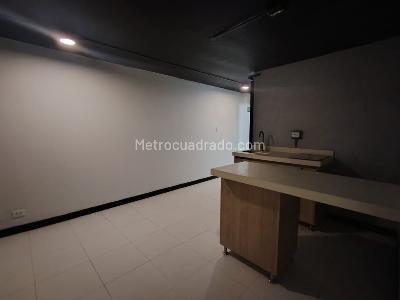 Casa en arriendo en El Poblado, Medellín · foto 14 de 20