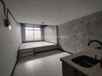 Casa en arriendo en El Poblado, Medellín · foto 3 de 20
